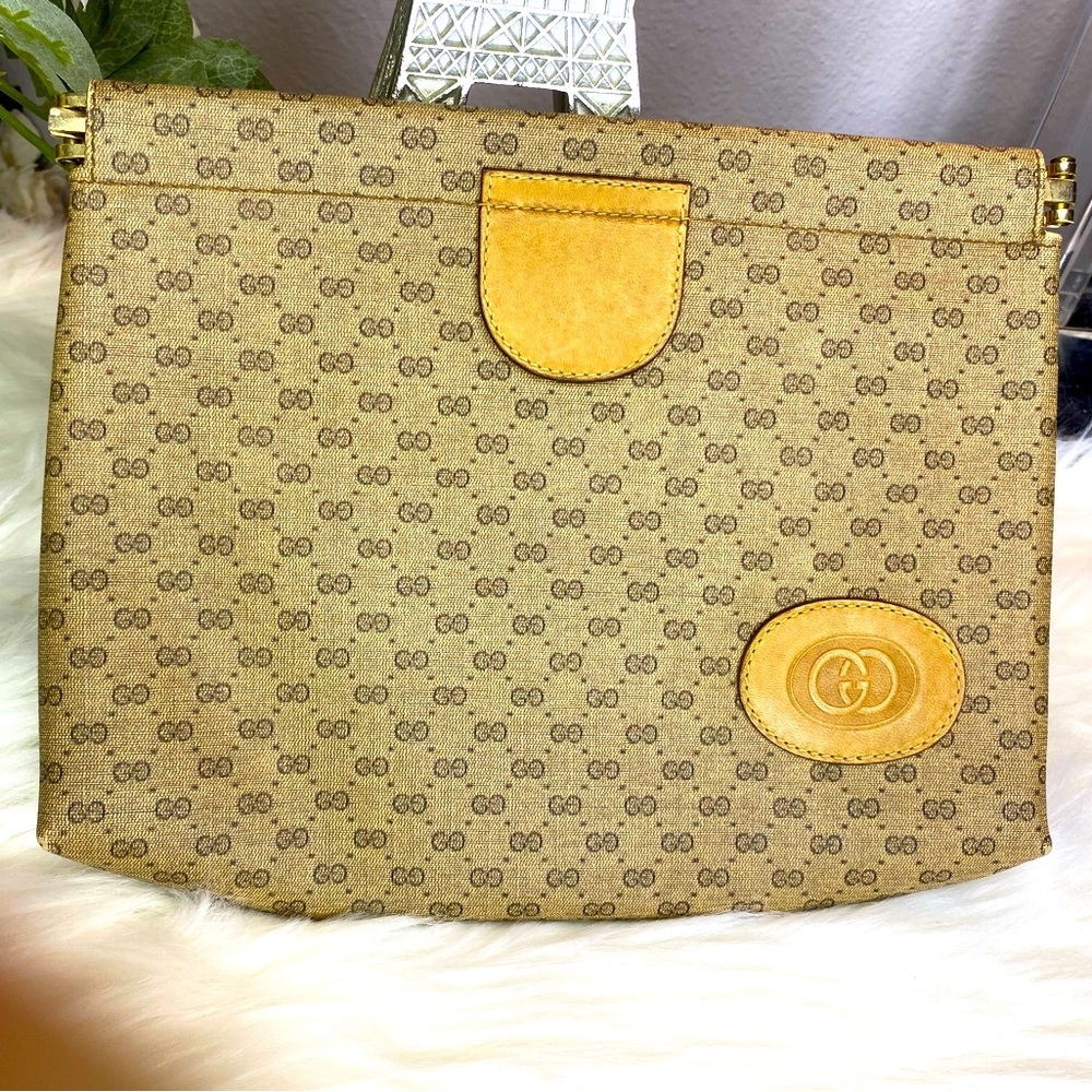 GUCCI Micro GG Canvas Clutch Bag PVC Leather Beige